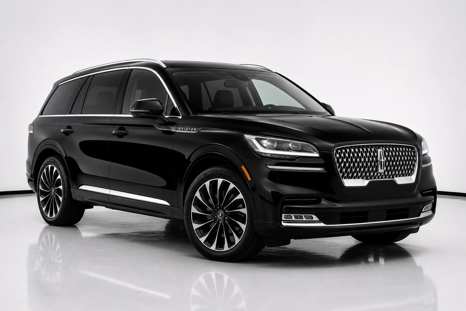 Lincoln Aviator available from Cityscape Limo